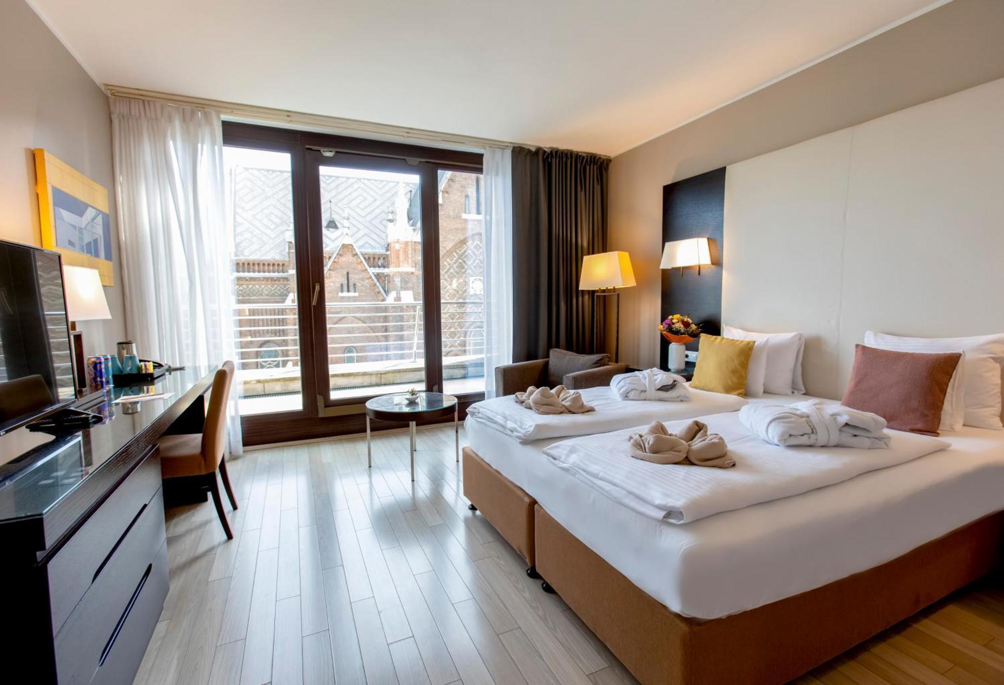 Lion'S Garden Hotel Budapest Exterior photo