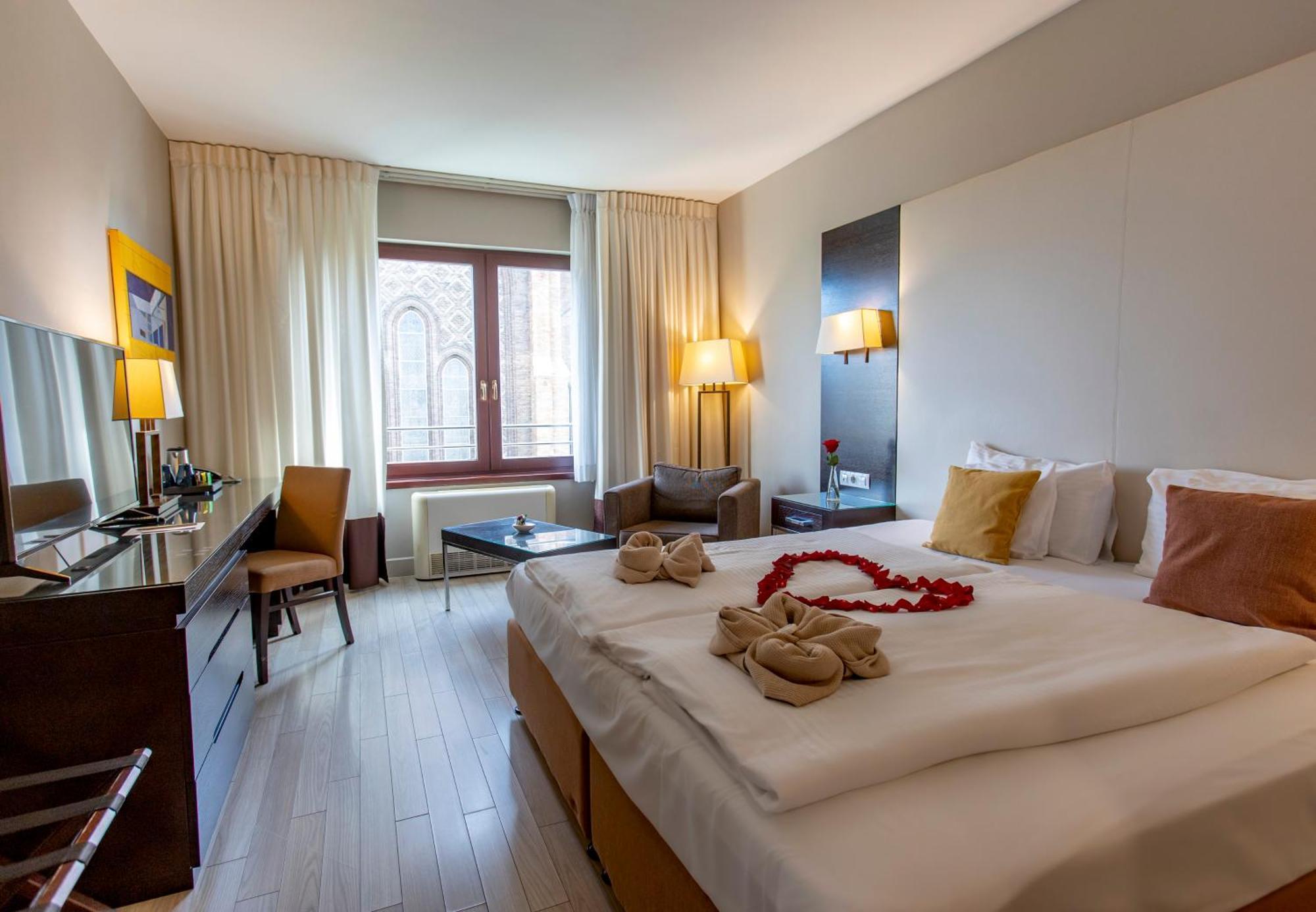 Lion'S Garden Hotel Budapest Exterior photo